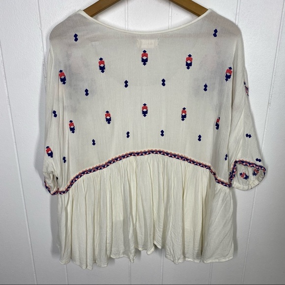 Altar’d State Embroidered Flowy Peasant Top - Picture 8 of 8